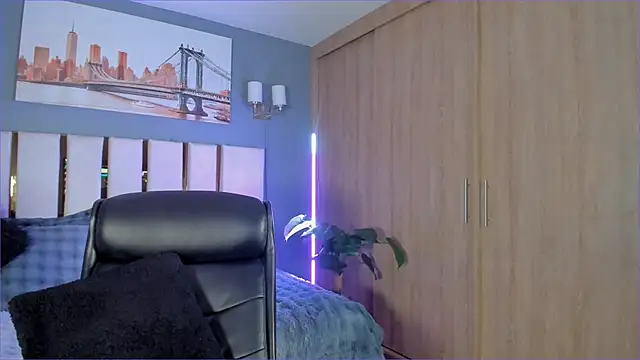 Bambi gurl online show from 11/12/25, 12:15