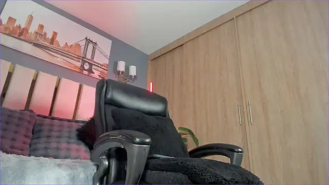 Bambi gurl online show from 12/23/25, 01:38