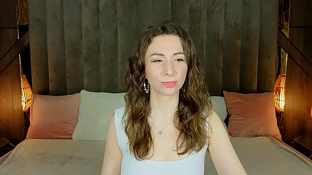 Snapshot of KimmmLi chatting on 12/03/25, 02:16 KimmmLi online show from 12/03/25, 02:16