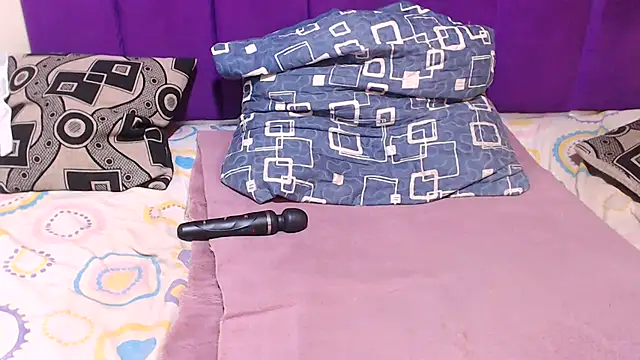 BLACKberry008 online show from 04/11/26, 07:45