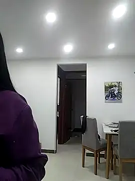 Snapshot of Charlotte_cutee18 chatting on 10/29/25, 05:17 Charlotte cutee18 online show from 10/29/25, 05:17