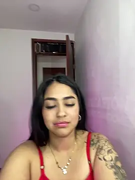 Snapshot of Charlotte_cutee18 chatting on 10/15/25, 03:49 Charlotte cutee18 online show from 10/15/25, 03:49