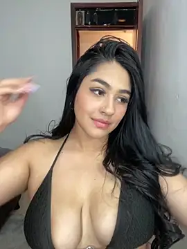 Snapshot of Charlotte_cutee18 chatting on 10/02/25, 10:35 Charlotte cutee18 online show from 10/02/25, 10:35