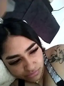 Snapshot of Charlotte_cutee18 chatting on 10/28/25, 05:12 Charlotte cutee18 online show from 10/28/25, 05:12