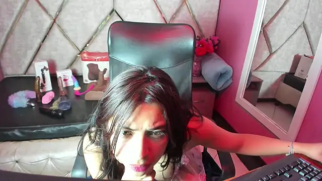 Snapshot of Prety_Nany chatting on 10/24/25, 05:50 Prety Nany online show from 10/24/25, 05:50