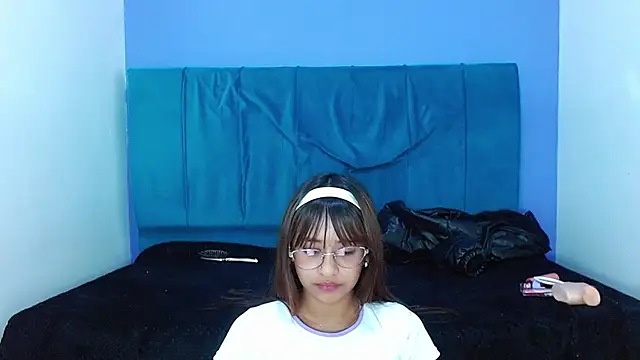 angelicatorrecm101 online show from 12/20/24, 01:47