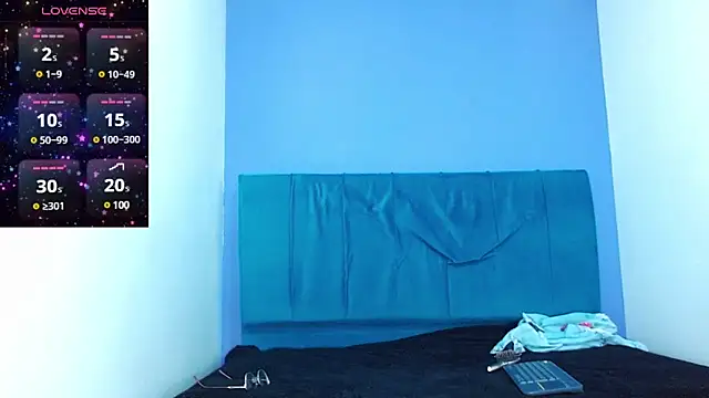 angelicatorrecm101 online show from 12/10/24, 10:47