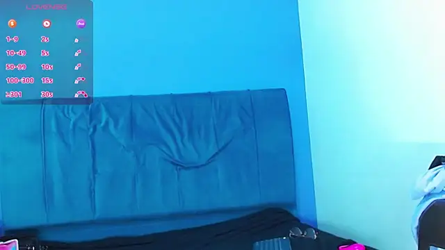 angelicatorrecm101 online show from 12/05/24, 11:34