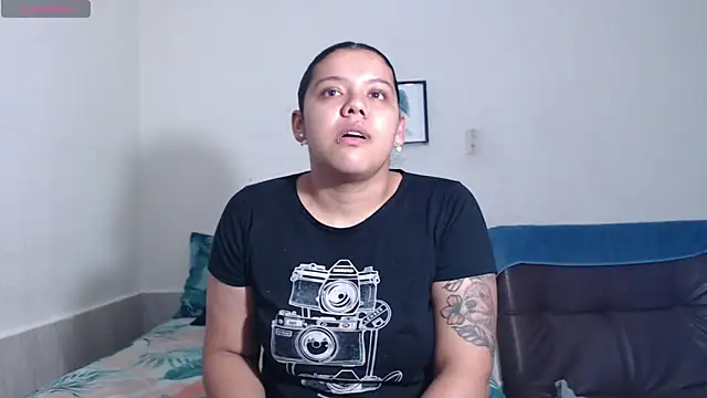 agata 22 online show from 02/07/26, 03:25