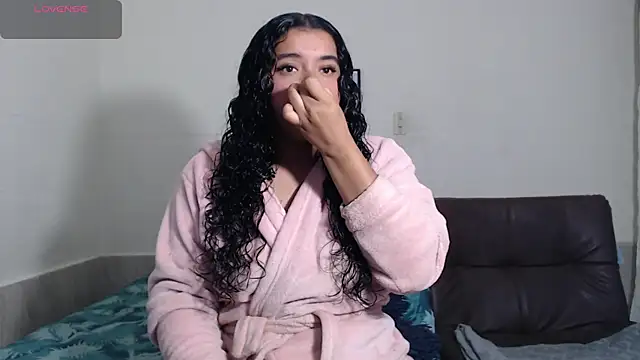 agata 22 online show from 12/23/25, 04:01