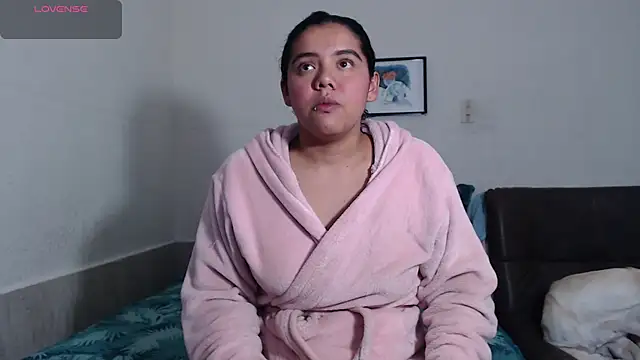 agata 22 online show from 12/16/25, 03:44