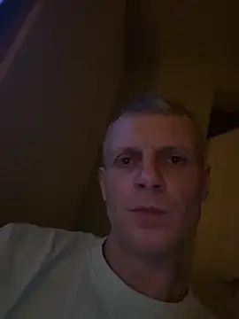 Snapshot of Arthur2288@xh chatting on 02/21/26, 02:13 Arthur2288xh online show from 02/21/26, 02:13