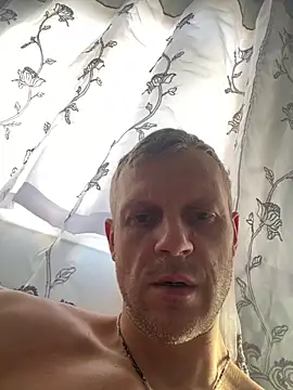 Snapshot of Arthur2288@xh chatting on 02/25/26, 02:50 Arthur2288xh online show from 02/25/26, 02:50