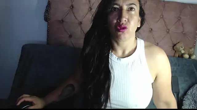 missbella1 online show from 02/15/26, 01:21