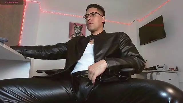 Snapshot of Thonydupont chatting on 12/05/25, 09:12 Thonydupont online show from 12/05/25, 09:12