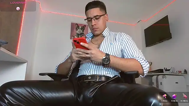 Snapshot of Thonydupont chatting on 12/02/25, 11:17 Thonydupont online show from 12/02/25, 11:17