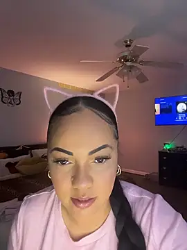 DestineeJayde online show from 04/19/26, 03:18