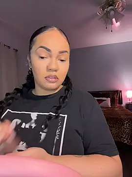 Snapshot of DestineeJayde chatting on 02/24/26, 04:13 DestineeJayde online show from 02/24/26, 04:13