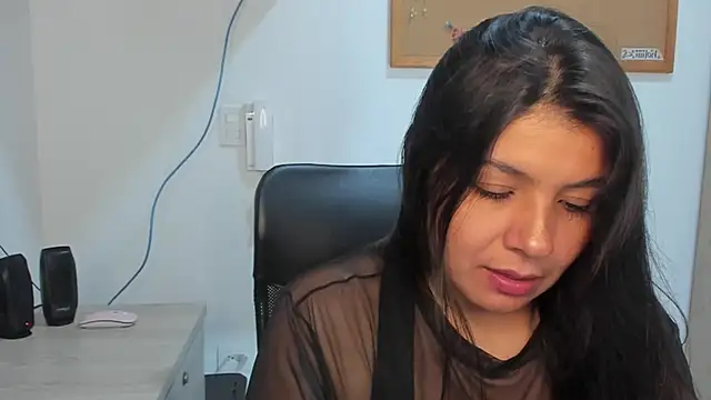 Snapshot of miaa_daniels chatting on 03/14/25, 02:08 miaa daniels online show from 03/14/25, 02:08