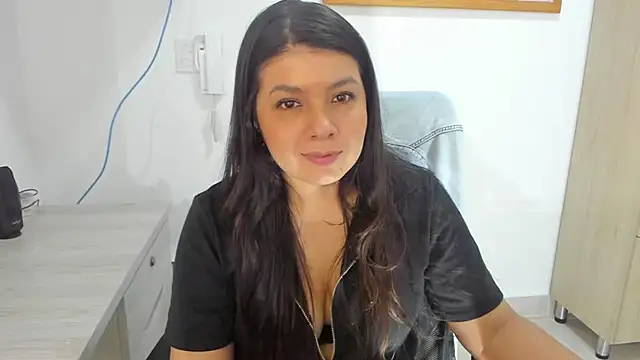 Snapshot of miaa_daniels chatting on 03/20/25, 04:31 miaa daniels online show from 03/20/25, 04:31