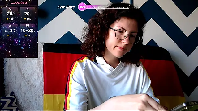 Snapshot of vaders_daughter chatting on 09/20/25, 01:27 vaders daughter online show from 09/20/25, 01:27