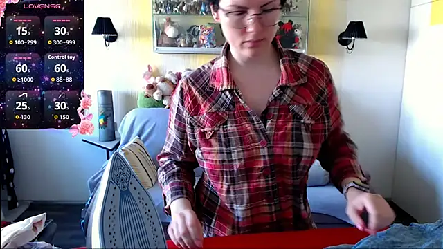 vaders daughter online show from 05/04/26, 09:56