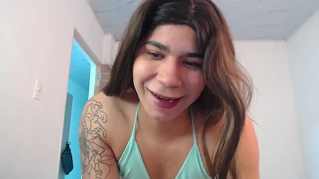 Snapshot of Moon_Foxxy chatting on 06/10/26, 11:17 Moon Foxxy online show from 06/10/26, 11:17