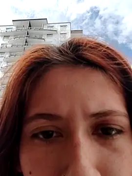 Snapshot of julieth_love_ chatting on 11/16/25, 06:01 julieth love online show from 11/16/25, 06:01