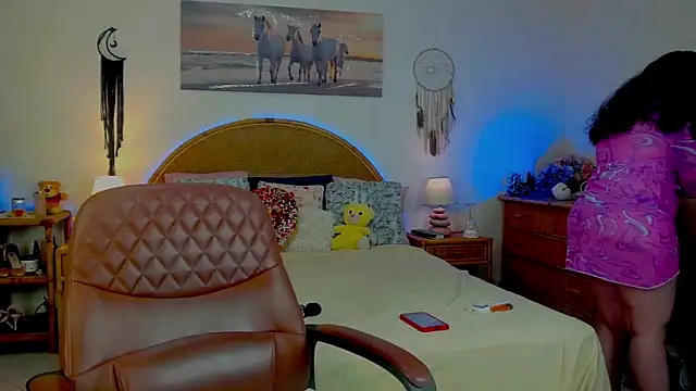EllenGrace online show from 06/16/26, 07:41