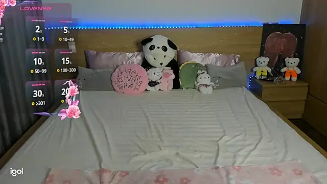 Snapshot of mikakinamo chatting on 09/21/25, 01:11 mikakinamo online show from 09/21/25, 01:11