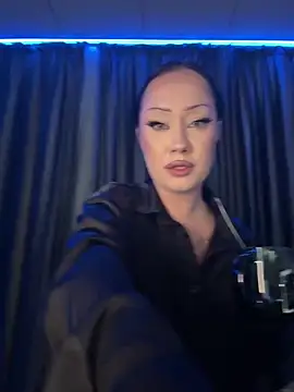 RollingGirls online show from 10/24/25, 03:00