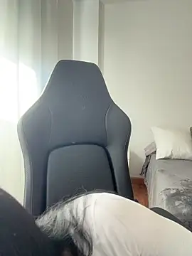 BellaGiaxx online show from 12/01/25, 10:49