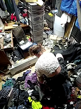 cdressupdiva online show from 11/28/25, 11:49