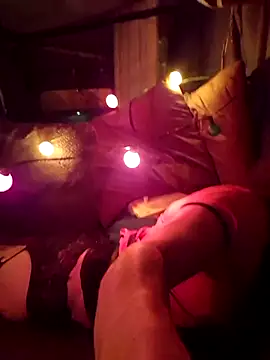 Snapshot of cdressupdiva chatting on 11/03/25, 11:03 cdressupdiva online show from 11/03/25, 11:03