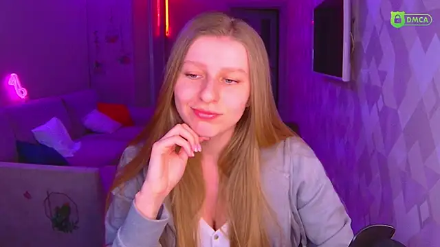 Snapshot of AmaliaQueen chatting on 03/03/25, 03:11 AmaliaQueen online show from 03/03/25, 03:11
