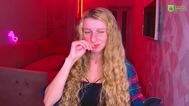 AmaliaQueen online show from 11/29/25, 03:23