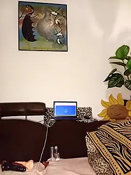 The-Peach-Flexer online show from 04/15/26, 10:43