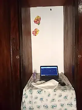 The-Peach-Flexer online show from 10/25/25, 10:43