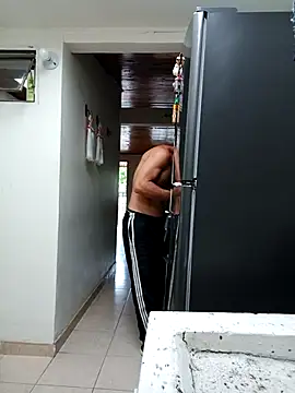 sebasxx97 online show from 10/28/25, 11:53