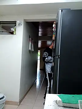 sebasxx97 online show from 10/27/25, 11:44