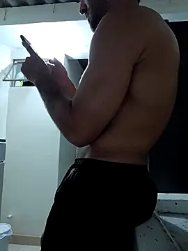 sebasxx97 online show from 09/25/25, 02:50