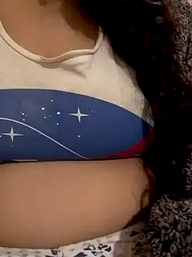 Snapshot of Zanoba-16 chatting on 12/22/25, 08:14 Zanoba-16 online show from 12/22/25, 08:14