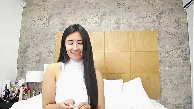 JainaRogers online show from 09/30/25, 05:19