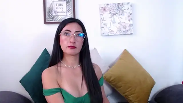 JainaRogers online show from 07/15/26, 06:37