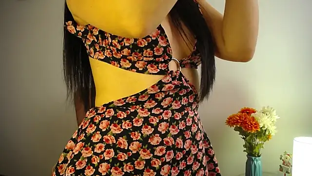 JainaRogers online show from 12/20/25, 05:27