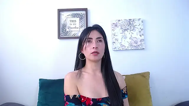 Snapshot of JainaRogers chatting on 05/27/26, 08:49 JainaRogers online show from 05/27/26, 08:49