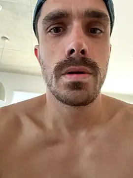 mightgogay online show from 09/19/25, 08:46