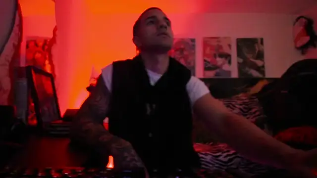 Sisoyalejo420 online show from 12/16/25, 02:16