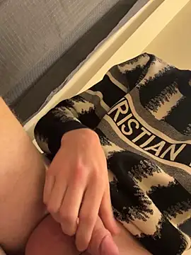 CreamyAustin online show from 11/27/25, 11:38