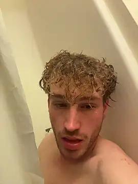 CreamyAustin online show from 10/31/25, 01:46